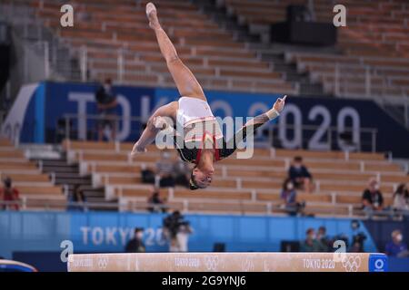 Tokio, Japan. Juli 2021. Jutta VERKEST (Bel) Action, Balance Beam, Balance Beam, Gymnastik, Mannschaftswettbewerb rund um Frauen, Kunstturnen, Gymnastik Frauenmannschaft, Mannschaftswettbewerb Frauen 07 27/2021/`s, Ariake Gymnastik Zentrum. Olympische Sommerspiele 2020, ab 23.07. - 08.08.2021 in Tokio/Japan. â Credit: dpa/Alamy Live News Stockfoto